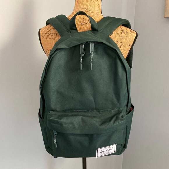 herschel backpack 17 laptop Little America the sternum strap even includes an emergency whistle up to 105 db Herschel Little America Backpack
